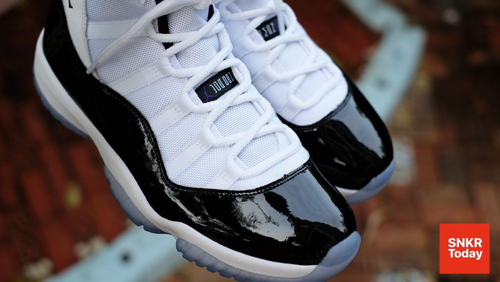 แกะกล่อง พรีวิว Air Jordan 11 Concord รุ่นปี 2018