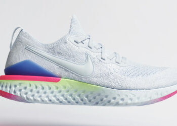 Nike Epic React Flyknit 2 สีขาว 8-bit