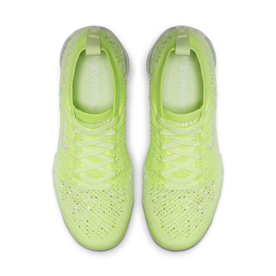 Nike Air VaporMax Flyknit 2 LXX “Swarovski” ขายในไทย ราคา 17,300 บาท