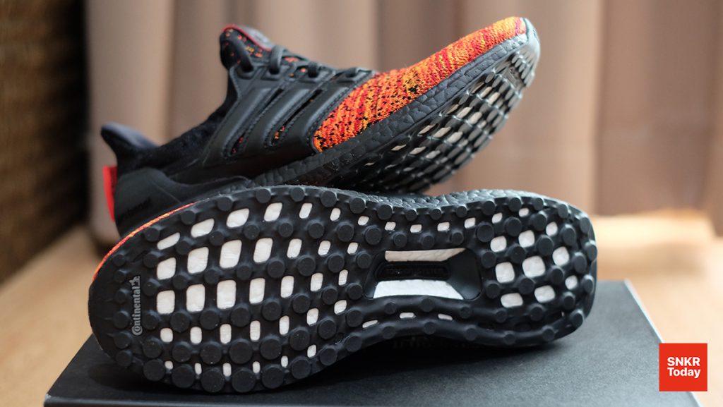 UltraBOOST x Game Of Thrones (House Targaryen)