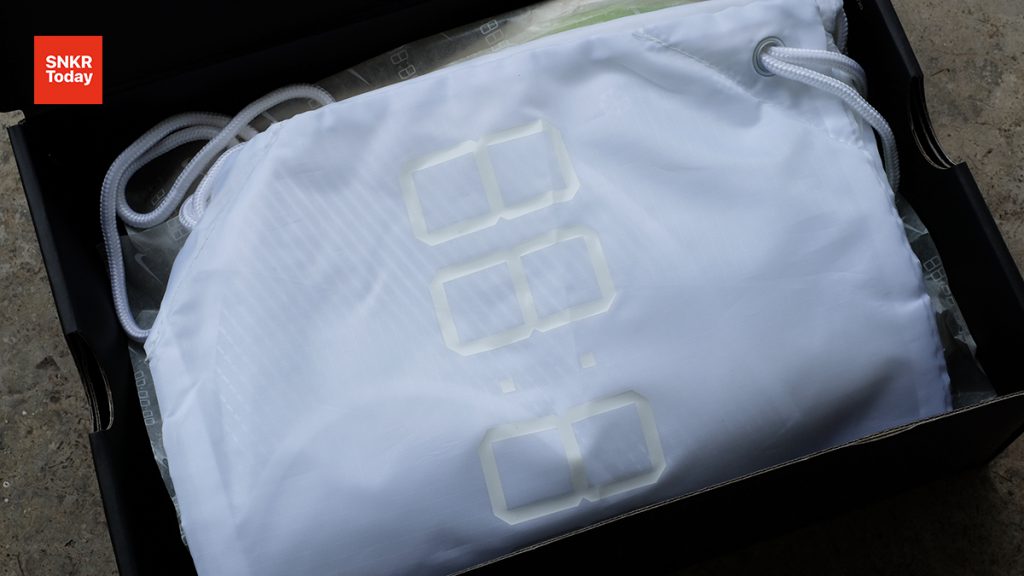 ถุงผ้าที่แถมในกล่อง Vaporfly Next%