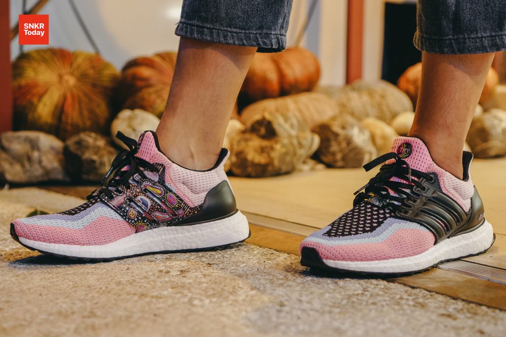 อาดิดาส ออก City Pack ใหม่อีกครั้ง โดยคราวนี้มาในรูปแบบสีสันที่มากกว่าเคย โดยเฉพาะ adidas Ultraboost 2.0 City Pack Tokyo คู่นี้