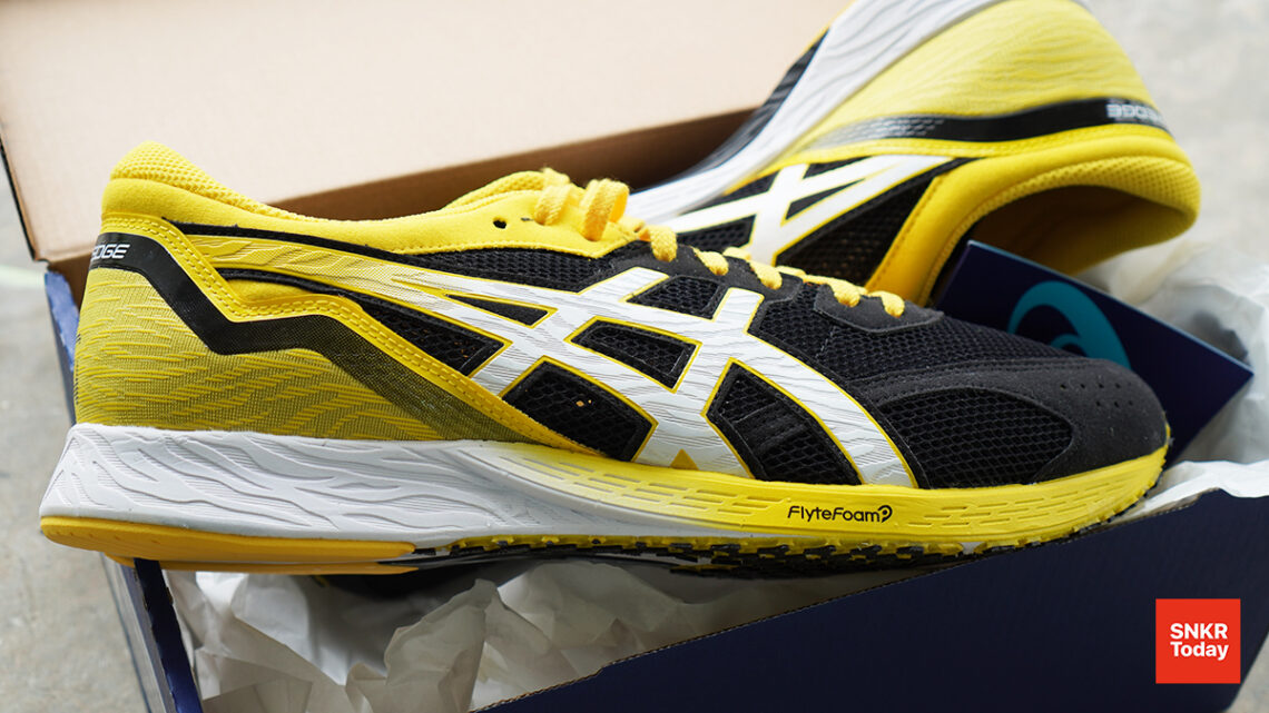 ASICS TARTHEREDGE รองเท้าวิ่งสายซิ่งแนว Racing Flat รุ่นใหม่ต่อจาก TARTHERZEAL ที่เพิ่มการซัพพอร์ตมากขึ้น รองเท้ารุ่นนี้จะเป็นอย่างไร ไปติดตามกันเลย
