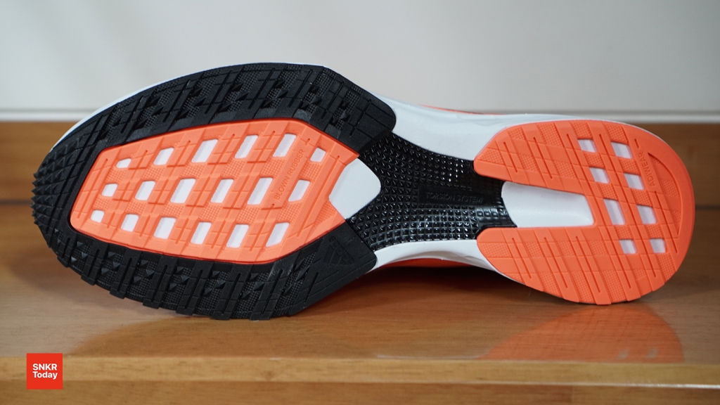 พรีวิว adidas Adizero RC 2.0 รองเท้า Racing ราคามหาชน 3,400 บาท