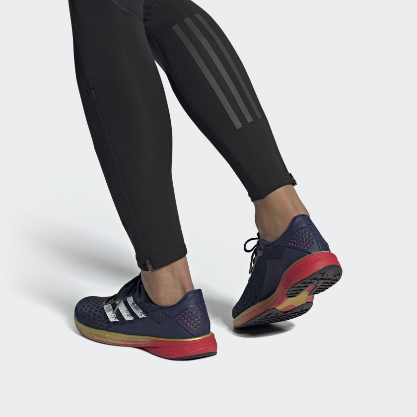 adidas SL20 สีใหม่ มาในสีกรมท่า แดง และทอง อย่างกับ "กัปตันมาเวล"