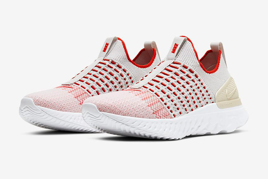 Nike React Phantom Run Flyknit 2 รองเท้าวิ่งไร้เชือก เน้นความอเนกประสงค์