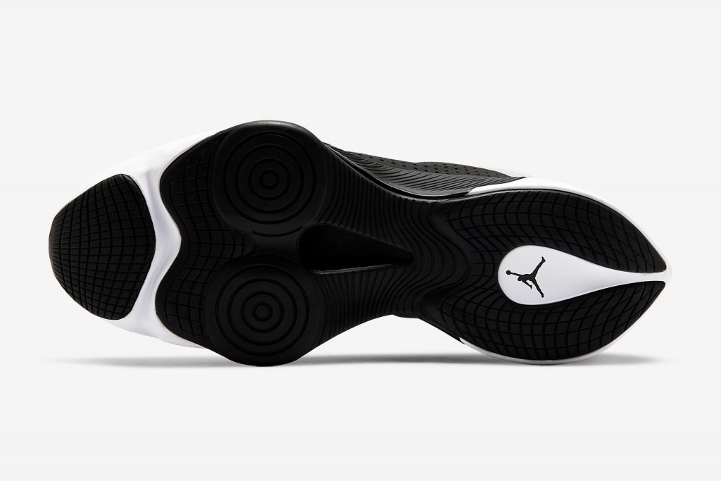 Jordan Air Zoom Renegade รองเท้าวิ่งเทรนพร้อม Zoom Air หน้าเท้าจาก จอร์แดน แบรนด์