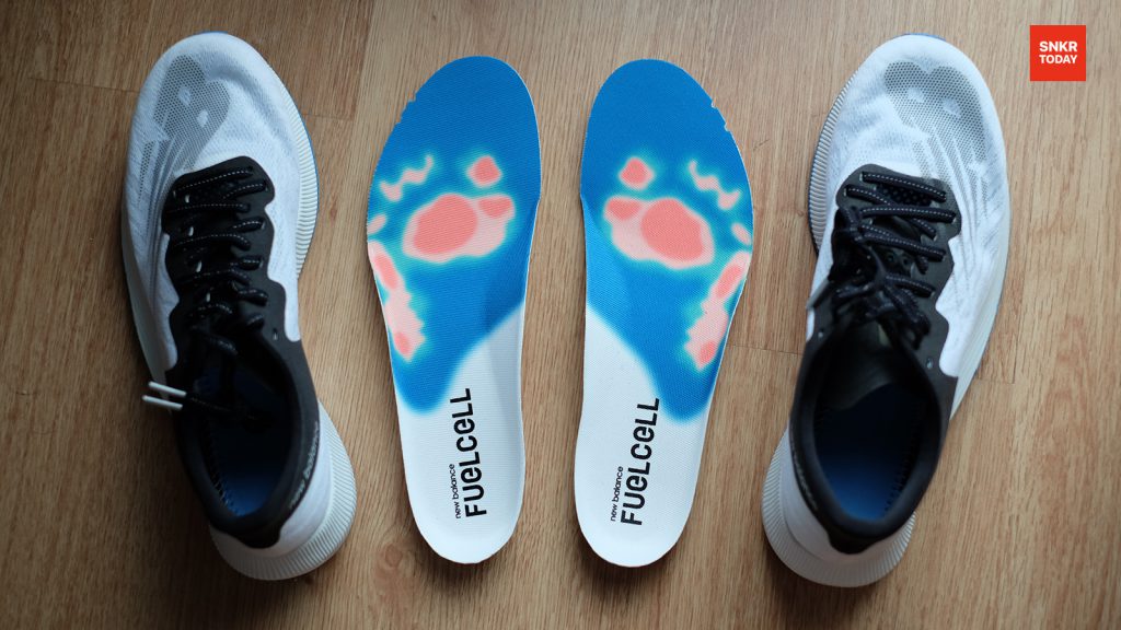 แกะกล่อง พรีวิว New Balance FuelCell TC รองเท้าวิ่งพร้อมแผ่นคาร์บอนจาก นิว บาลานซ์