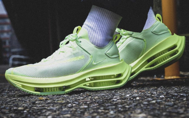Nike Zoom Double Stacked "Barely Volt" เตรียมวางจำหน่ายในไทย 11 ก.ค. นี้