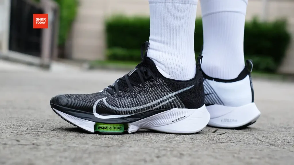 รีวิว Nike Air Zoom Tempo Next% รองเท้าวิ่งสำหรับใส่ซ้อมทำความเร็ว เด้ง และพุ่งสะใจ