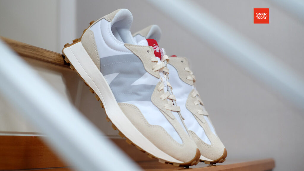 รีวิว New Balance 327 รองเท้าที่ได้รับแรงบันดาลใจมาจากรองเท้าในยุค 70