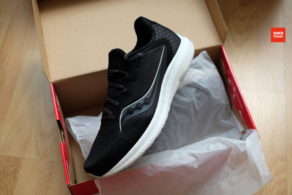 แกะกล่อง พรีวิว Saucony Freedom 4 รองเท้าวิ่งเอนกประสงค์ ใช้งานได้หลากลาย