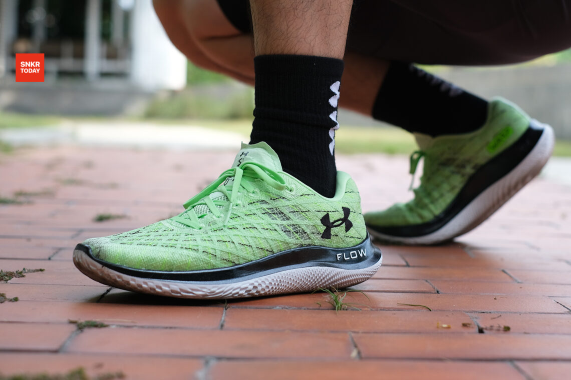 รีวิว รองเท้าวิ่ง Under Armour Flow Velociti Wind วิ่งได้ Flow สมชื่อ