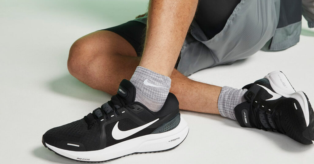 Nike Air Zoom Vomero 16