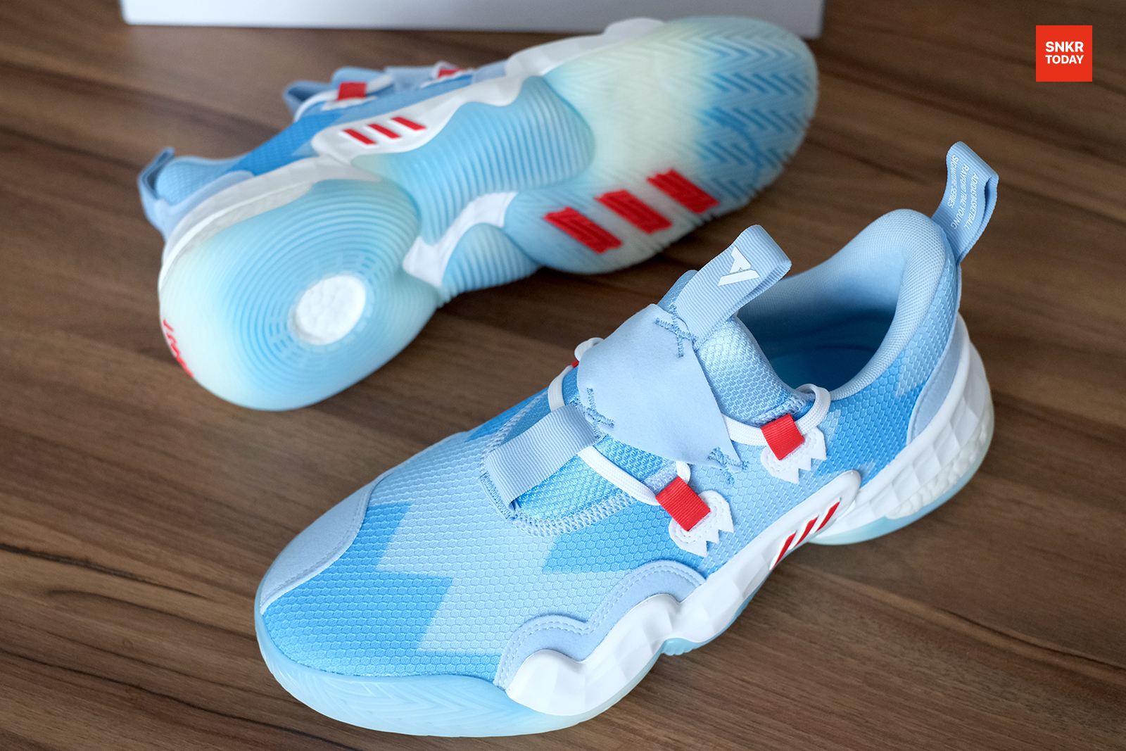 พรีวิว adidas Trae Young 1 "ICEE" รองเท้าบาสซิกเนเจอร์คู่แรกของ เทร ยัง