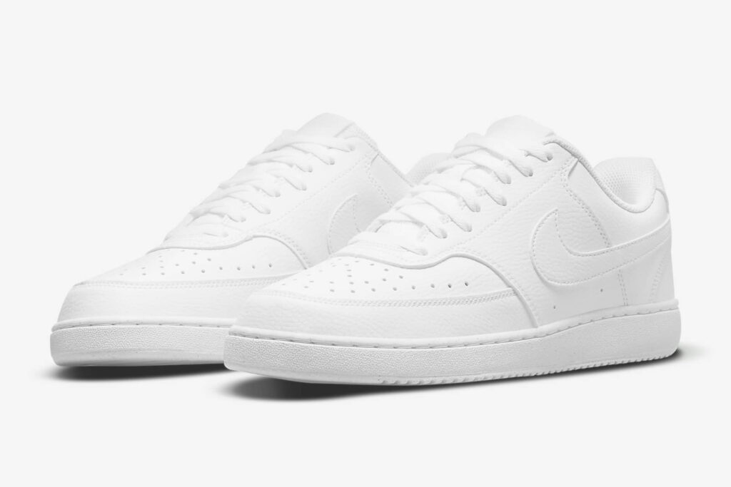 Nike Court Vision Low Next Nature สีขาวล้วน Triple White วางจำหน่ายในไทยแล้ว ราคา 2,100 บาท