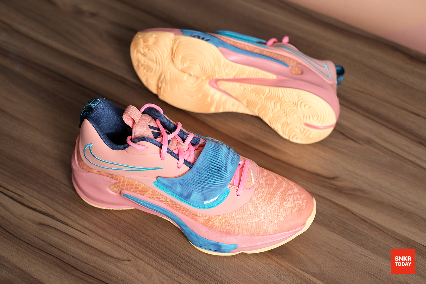 พรีวิว Nike Zoom Freak 3 "Freak" รองเท้าบาสซิกเนเจอร์รุ่นล่าสุดของ Giannis Antetokounmpo