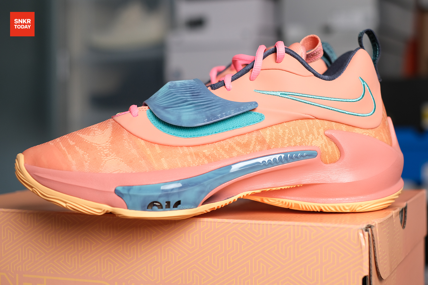 พรีวิว Nike Zoom Freak 3 "Freak" รองเท้าบาสซิกเนเจอร์รุ่นล่าสุดของ Giannis Antetokounmpo