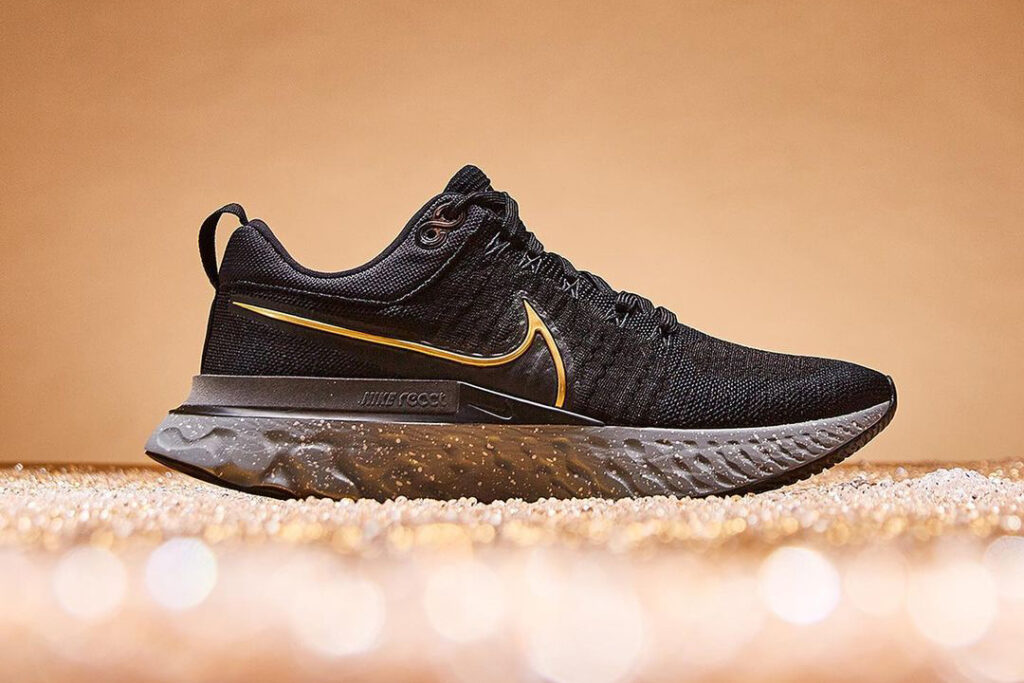 Nike React Infinity Run Flyknit 2 “Metallic Gold” วางจำหน่ายในไทยแล้ว