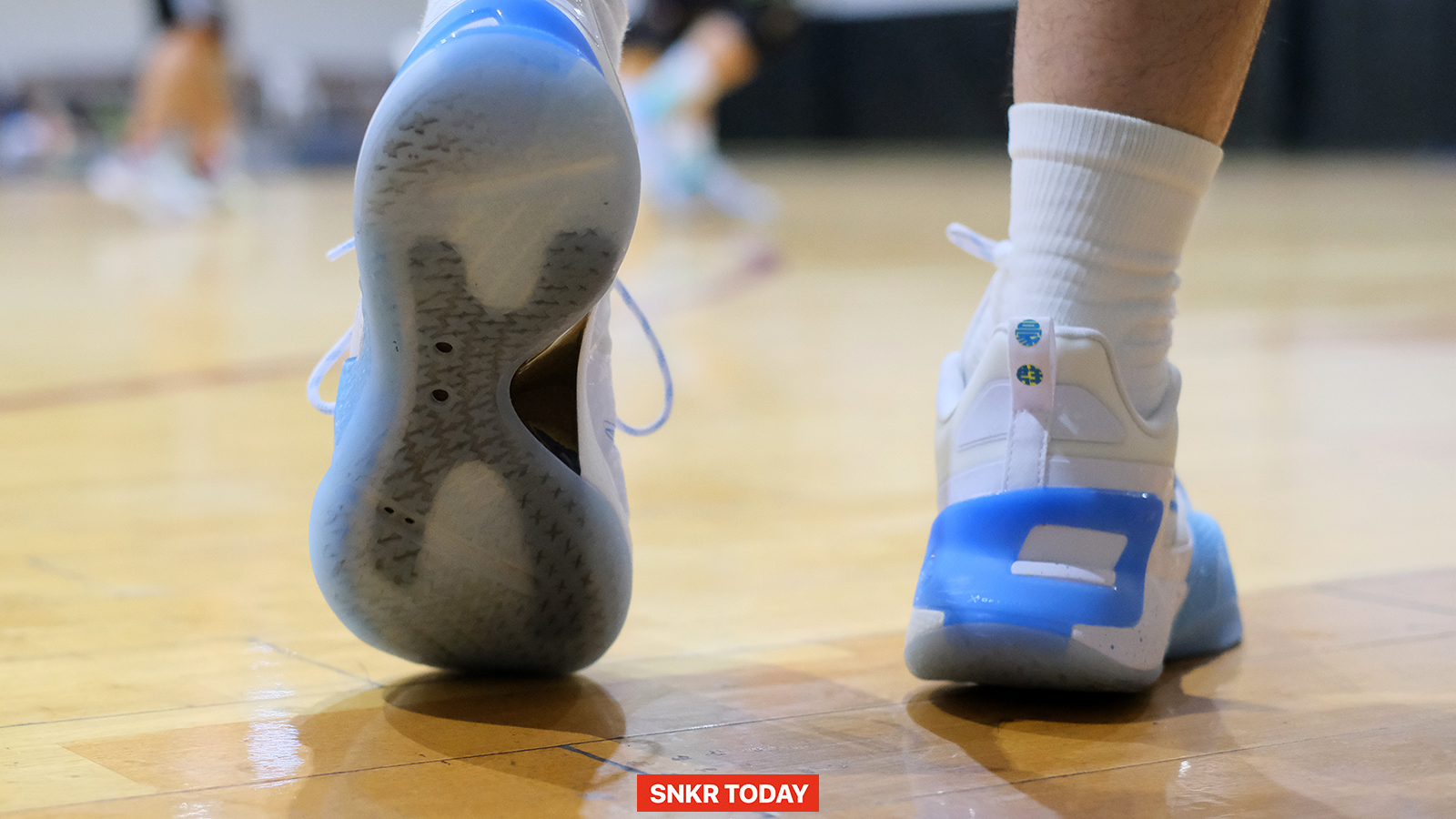 รีวิว XTEP JLIN2 รองเท้าบาสเกตบอลคุ้มค่าคุ้มราคาที่ไม่ควรมองข้าม