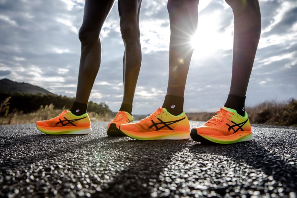 ASICS เผยโฉมสีใหม่ล่าสุดของรองเท้าวิ่งสายสปีดสุดฮอต METASPEED™ SKY และ METASPEED™ EDGE