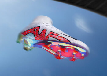 Nike เปิดตัว Air Zoom Mercurial รองเท้าสตั๊ดที่มาพร้อมกับแผ่น Zoom Air เพื่อการตอบสนองที่ดีขึ้น