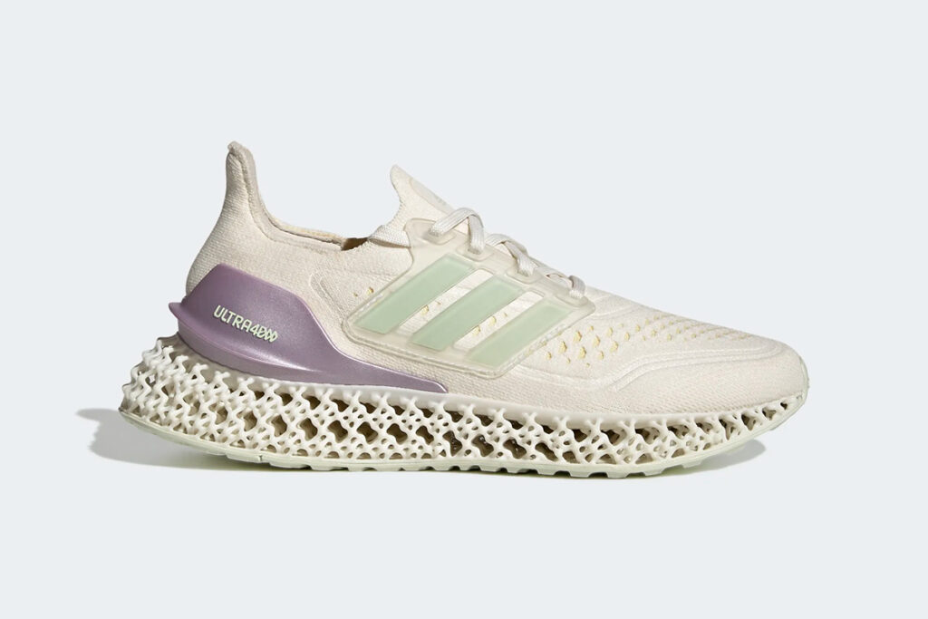 adidas Ultra 4DFWD "Cloud White" มาในไซซ์สำหรับผู้หญิง อัปเปอร์ Ultraboost 21 สีละมุน กับพื้น 4D FWD CELL