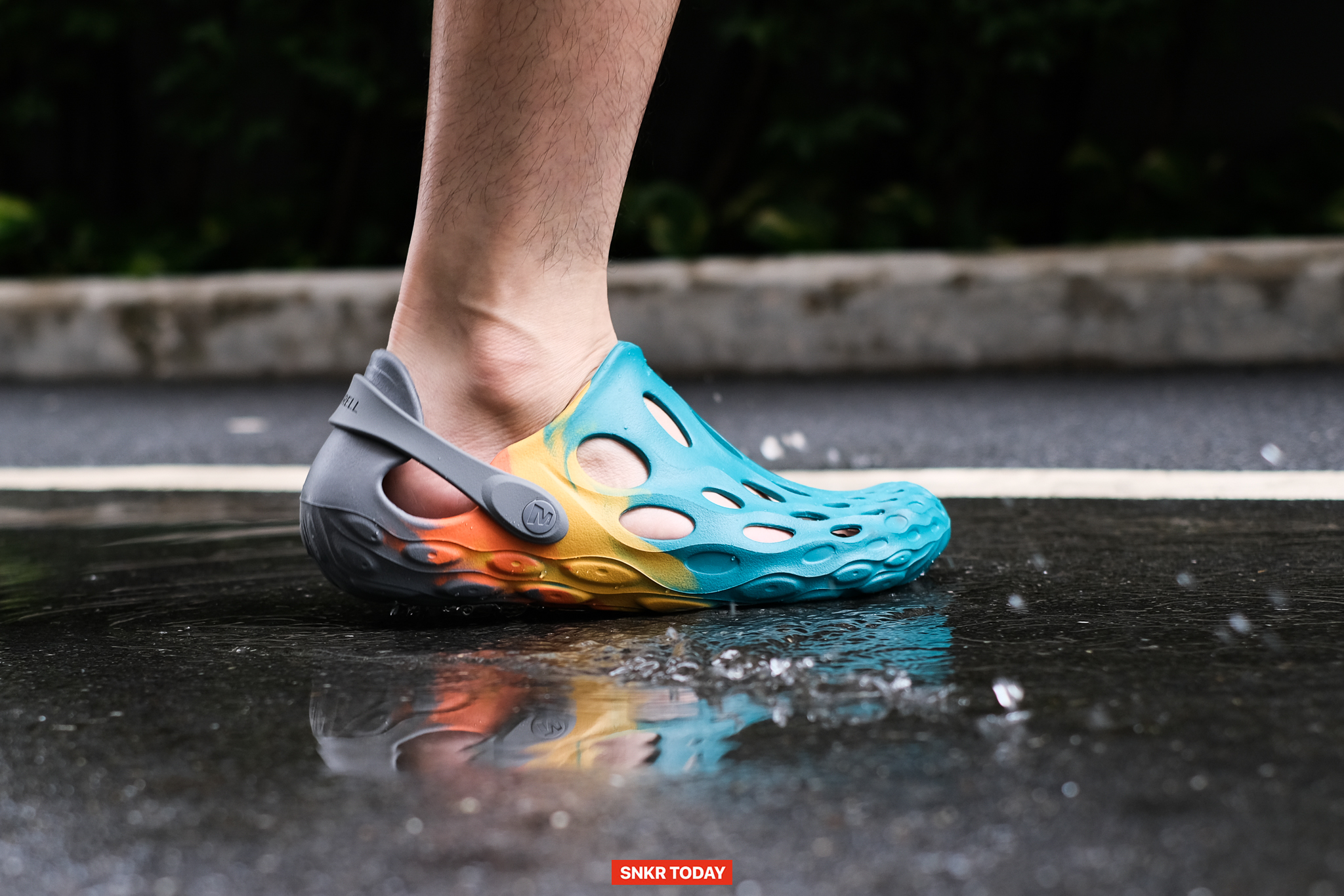 Merrell Hydro Moc Drift รองเท้าสะเทินน้ำสะเทินบกกับสีสันใหม่ล่าสุด ใส่สบาย ลุยได้ทุกที่