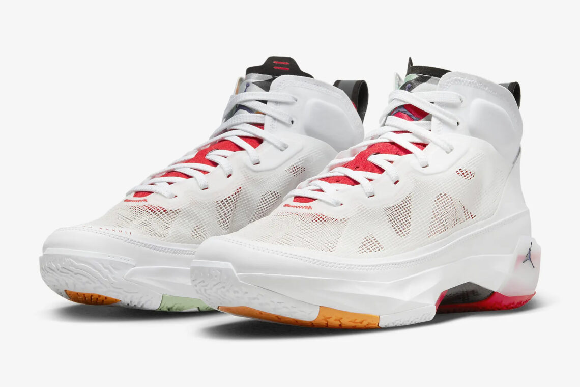 Air Jordan 37 "Hare" วางจำหน่ายในไทยแล้ว