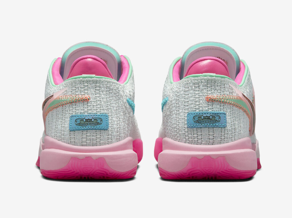 Nike LeBron XX "Time Machine" วางจำหน่ายในไทยแล้ว ราคา 7,200 บาท