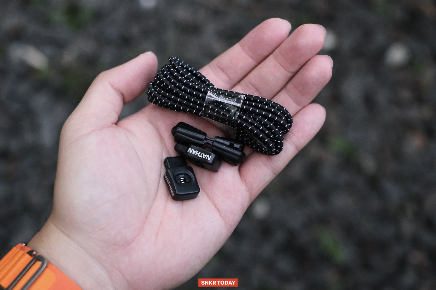 NATHAN Run Laces เชือกรองเท้าวิ่งไม่ต้องผูก แค่ดึงให้แน่นก็ออกลุยได้แล้ว