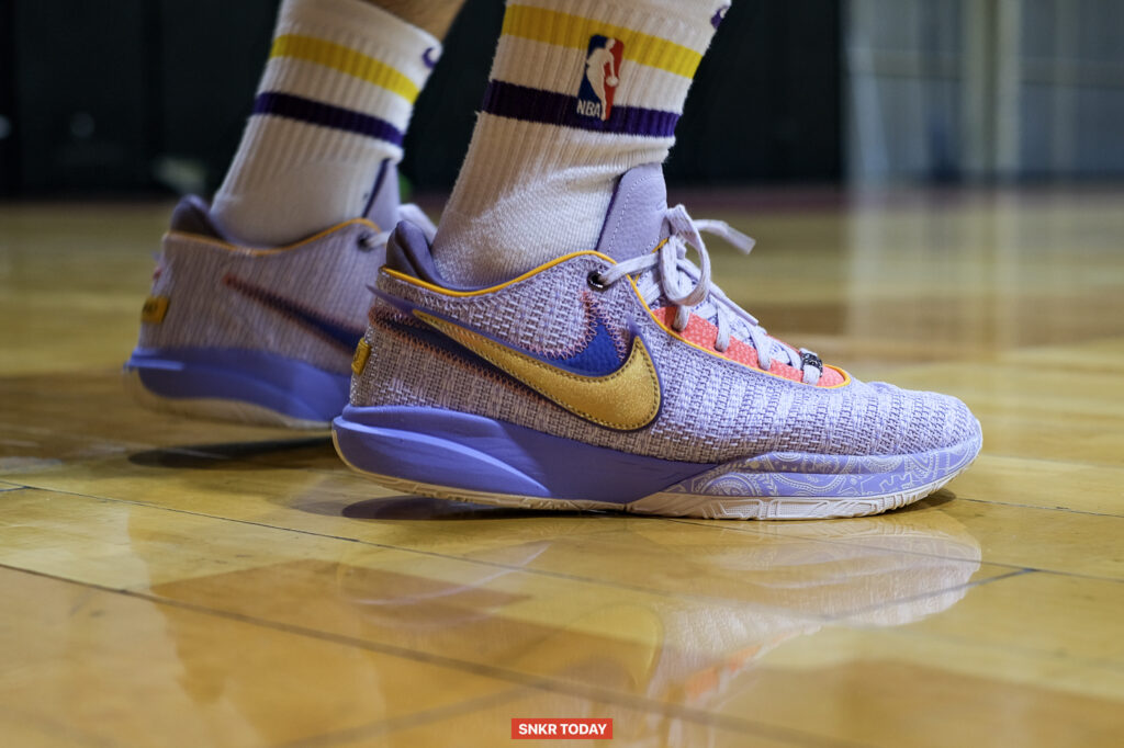 รีวิว Nike LeBron 20 รองเท้าบาสเกตบอลโลว์คัท ระบบเซ็ตอัพใส่ง่าย ตอบสนองดี ซัพพอร์ตเพียงพอ