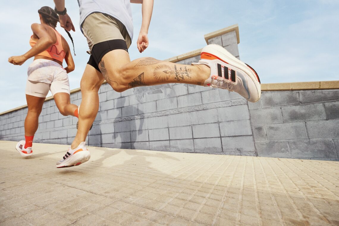 อาดิดาส เปิดตัวรองเท้าวิ่ง adidas Ultraboost Light รุ่นใหม่ เบากว่าที่เคยมีมา! เปี่ยมด้วยขุมพลังและความเบาในทุกย่างก้าว