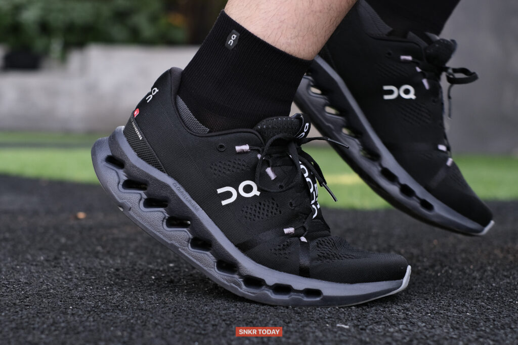 รีวิวรองเท้าวิ่ง On Cloudsurfer พื้นนุ่ม วิ่งสนุก ครั้งแรกของ On Running ที่ไม่มีแผ่น Speedboard