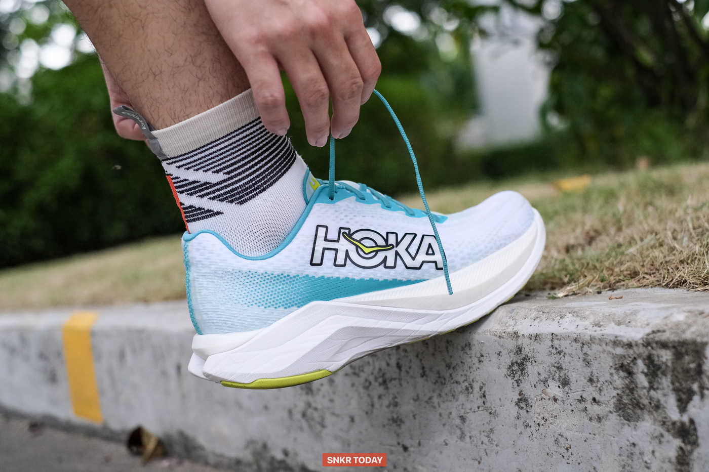รีวิว HOKA MACH X รองเท้าวิ่งสายสปีดมาพร้อม PEBAX Plate สำหรับฝึกซ้อมทำความเร็ว