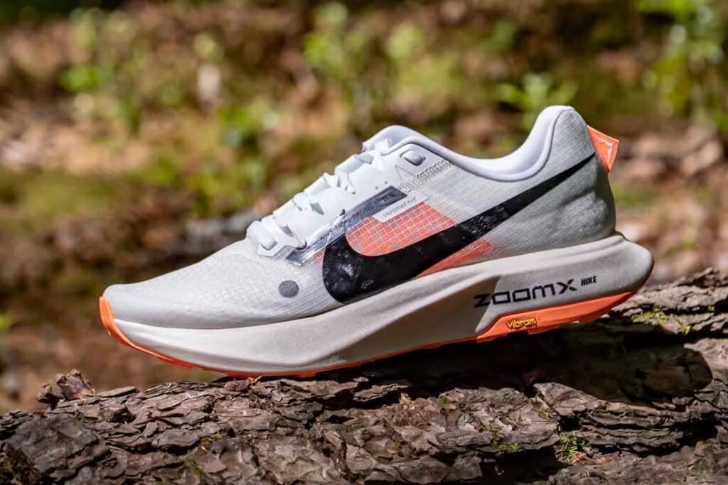 Nike Ultrafly รองเท้าวิ่งเทรลสายแข่งขัน วางจำหน่ายในไทยแล้ว ราคา 8,700 บาท