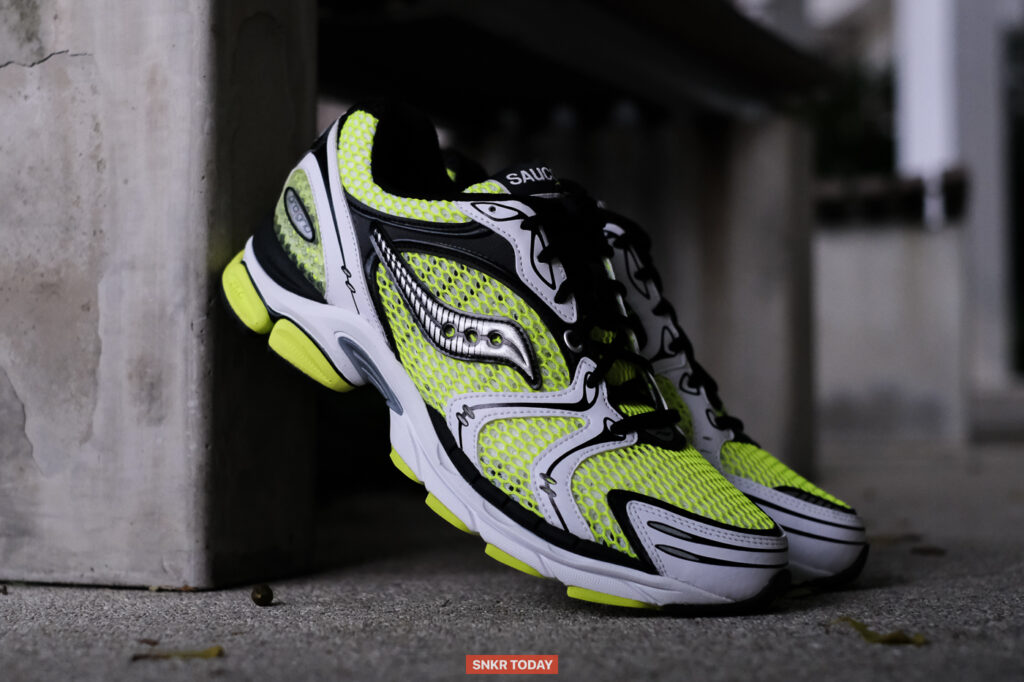 Saucony ProGrid Triumph 4 รองเท้าที่ยังคงเรโทรสไตล์และเทคโนโลยี