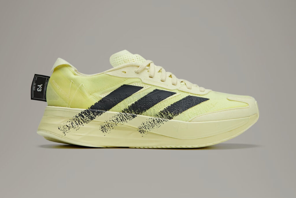 adidas Y-3 Boston 11 "Yellow" วางจำหน่ายในไทยแล้ว ราคา 13,000 บาท