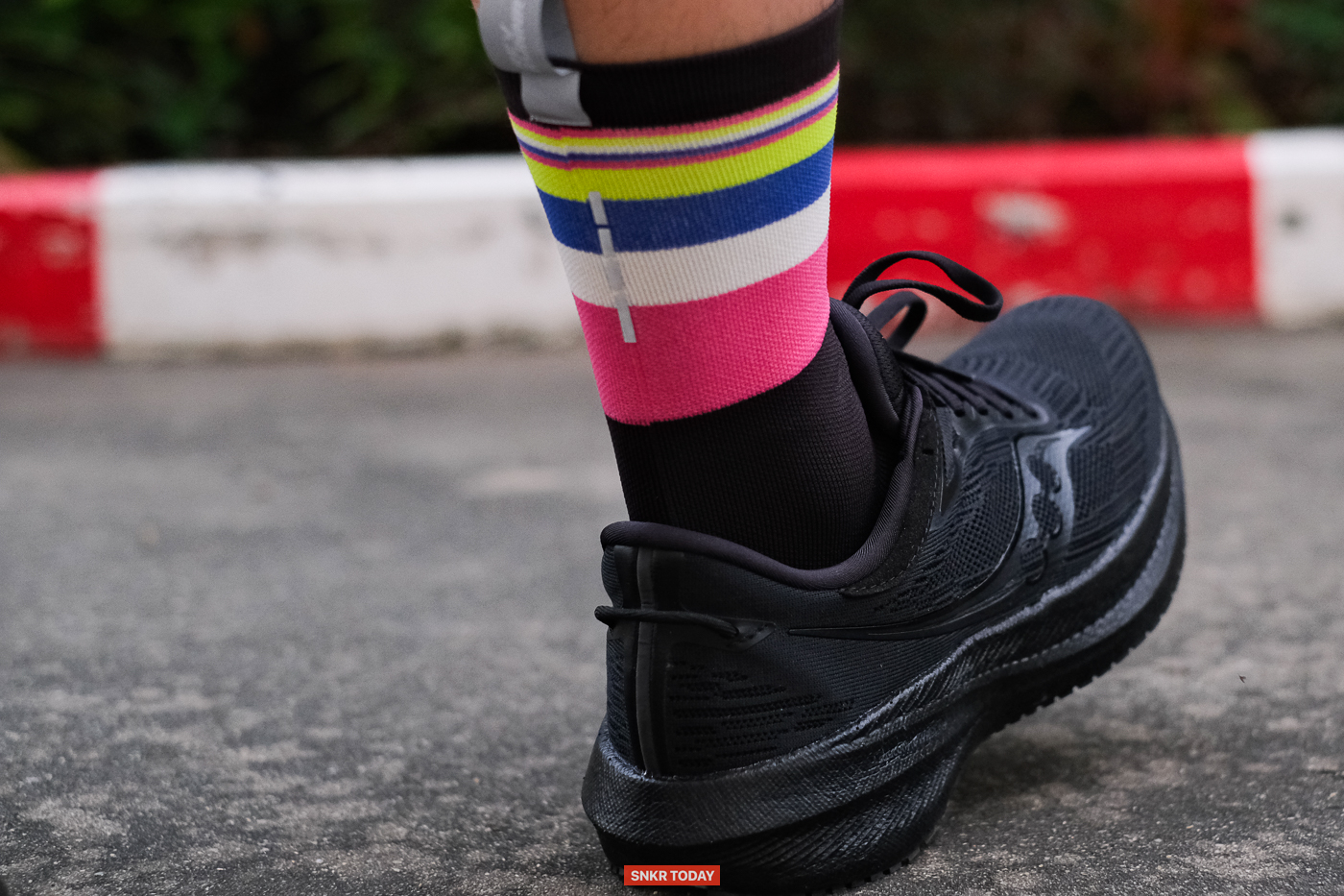 รีวิว Saucony Triumph 21 รองเท้าวิ่งสายซัพพอร์ต รองรับแรงกระแทกได้ดี