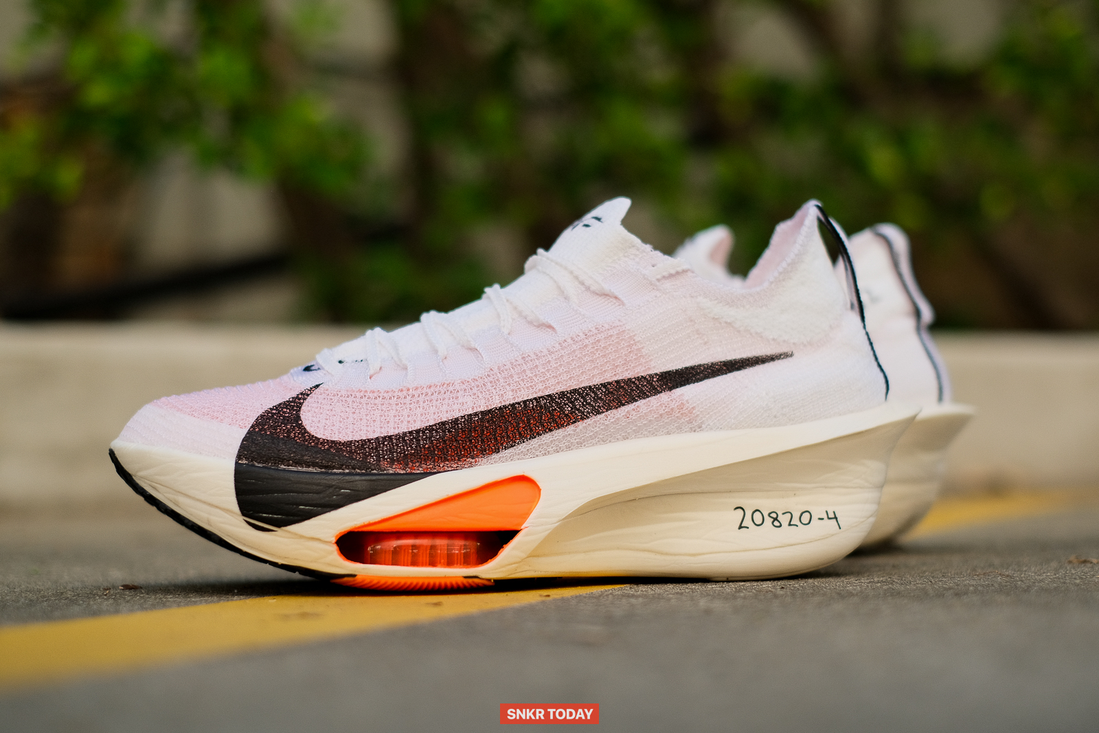 รีวิวรองเท้าวิ่ง Nike Alphafly 3 เป็นมิตรมากขึ้น แรงส่งคืนชัดเจน