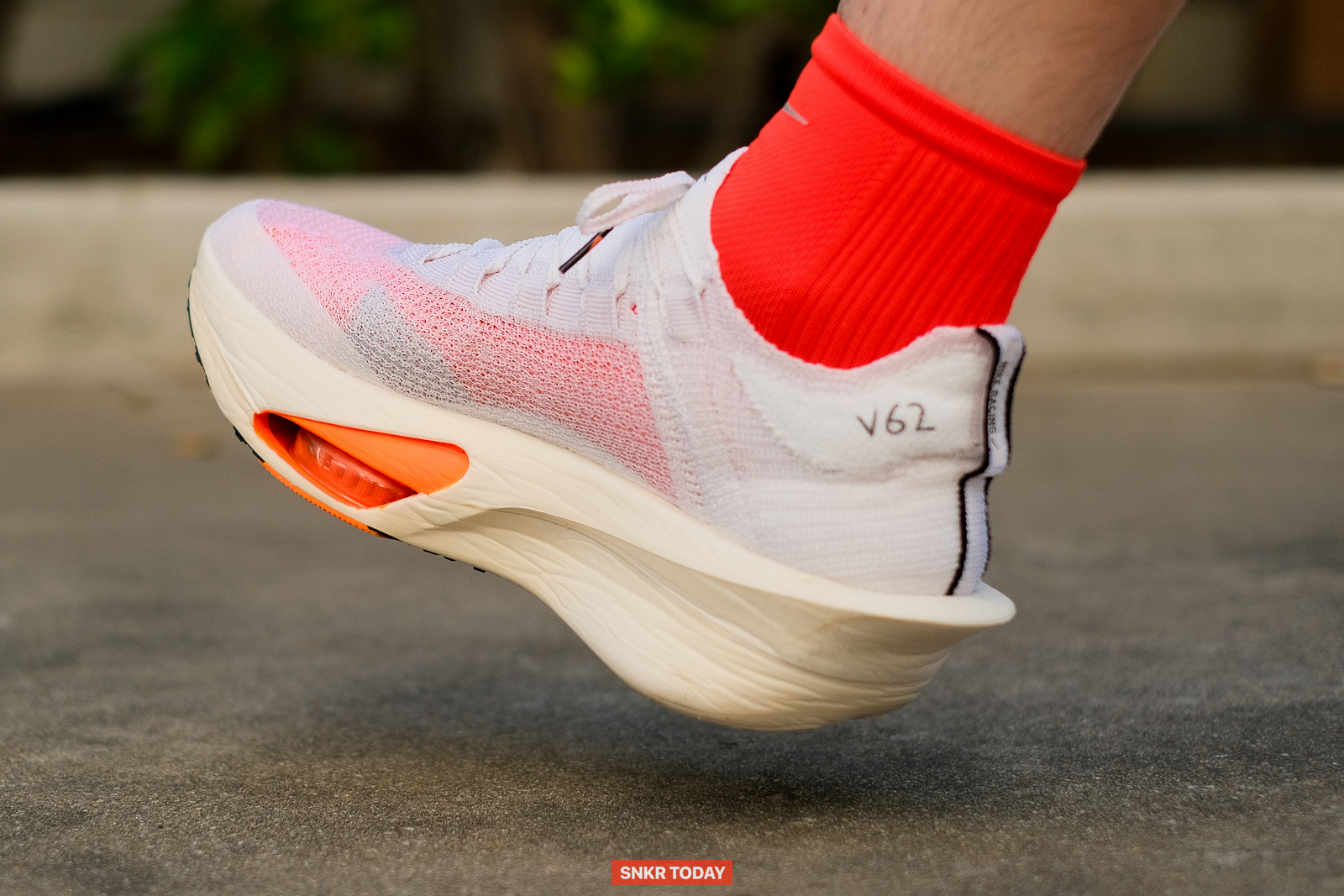 รีวิวรองเท้าวิ่ง Nike Alphafly 3 เป็นมิตรมากขึ้น แรงส่งคืนชัดเจน