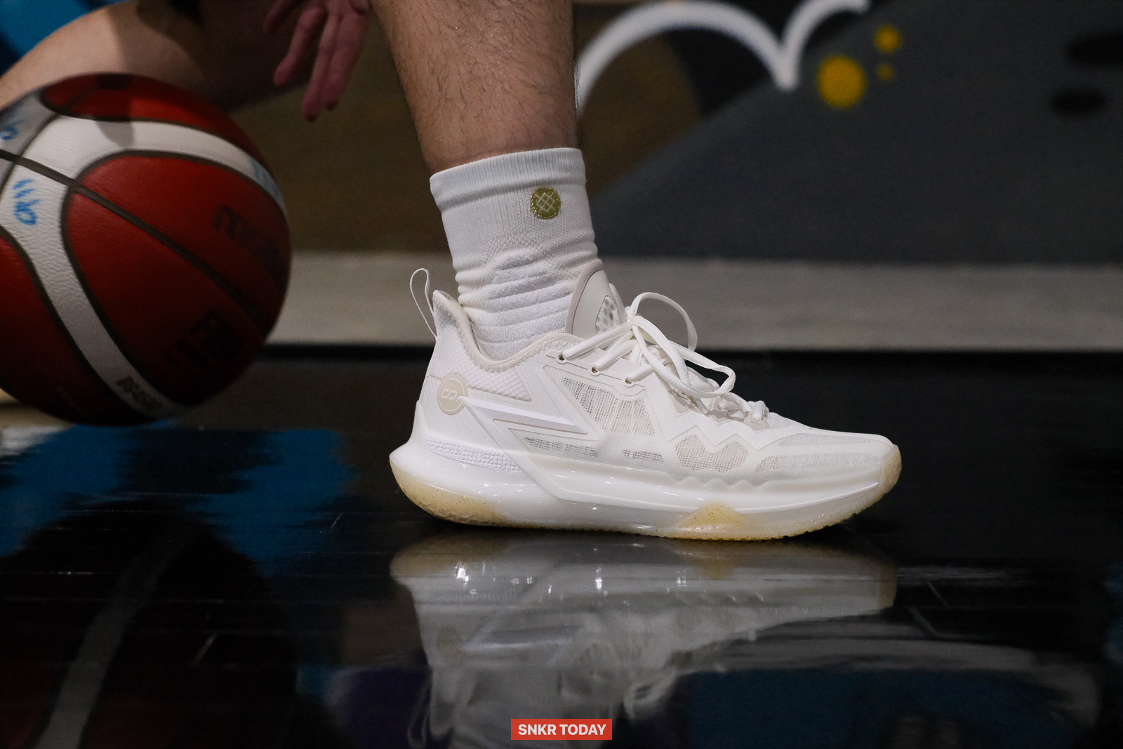 รีวิว 361° BIG3 Future รองเท้าบาสเกตบอลที่ออกแบบมาสำหรับ Nikola Jokić