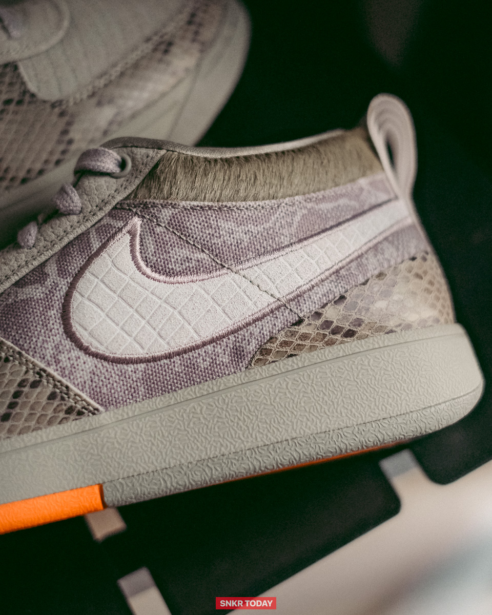 พรีวิว Nike Book 1 Hike