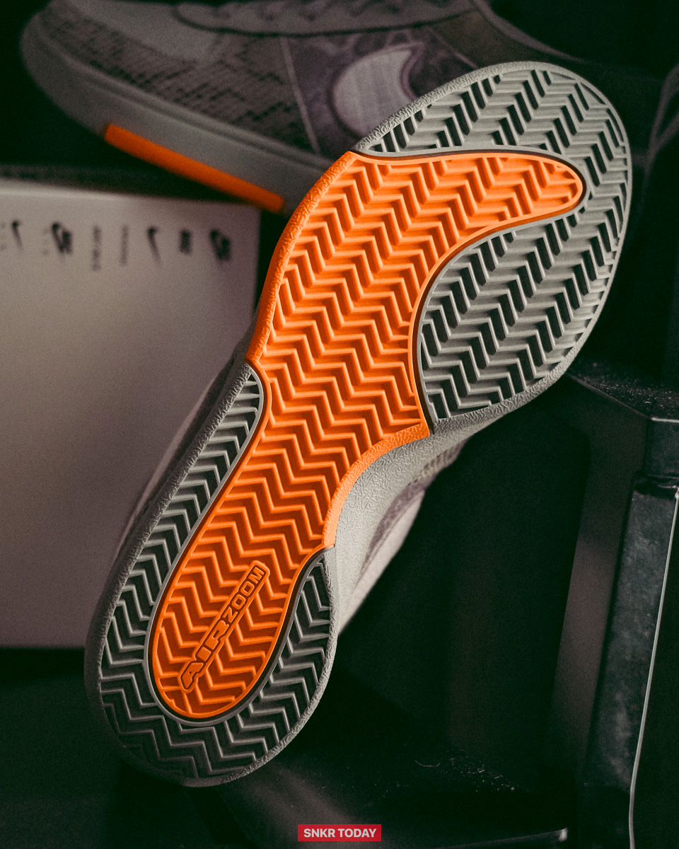 พื้นรองเท้าบาสเกตบอล Nike Book 1 Hike