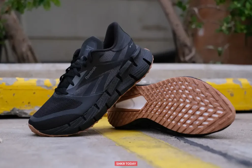 รีวิว Reebok FloatZig 1 รองเท้าวิ่ง daily trainer ที่สามารถใส่กับเสื้อผ้า lifestyle ในทุกๆ วัน