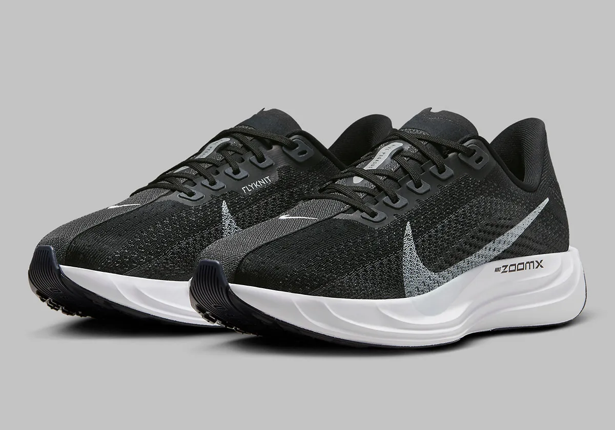 รองเท้าวิ่ง Nike Pegasus Plus นำดีไซน์ของ Pegasus Turbo มาใช้งาน