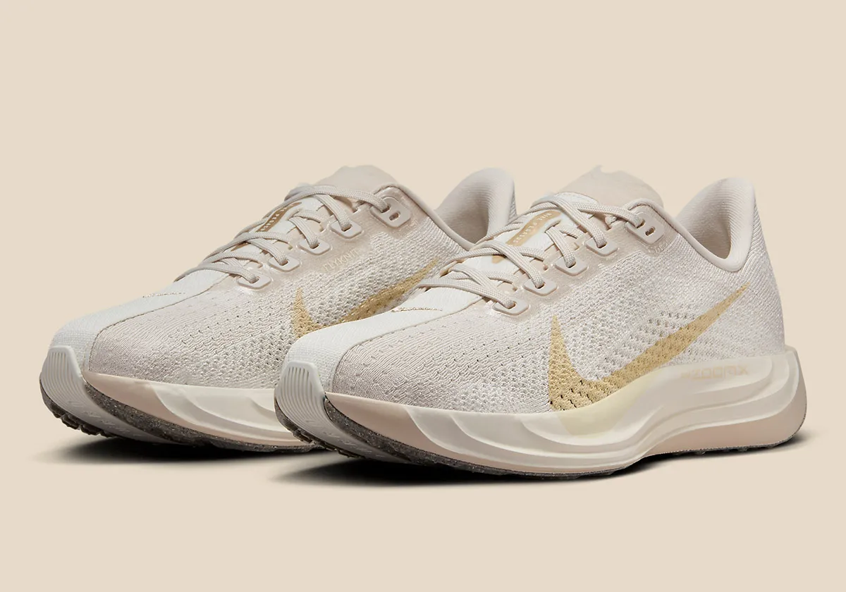 รองเท้าวิ่ง Nike Pegasus Plus นำดีไซน์ของ Pegasus Turbo มาใช้งาน