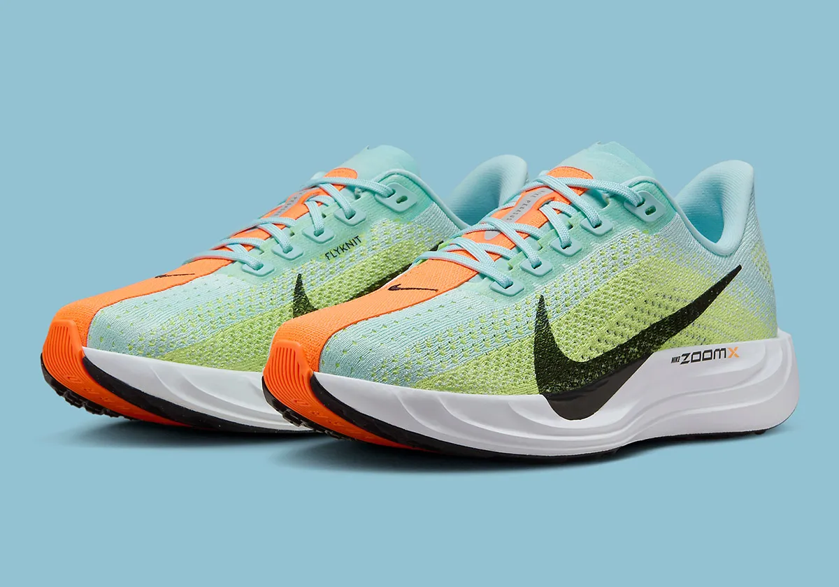 รองเท้าวิ่ง Nike Pegasus Plus นำดีไซน์ของ Pegasus Turbo มาใช้งาน