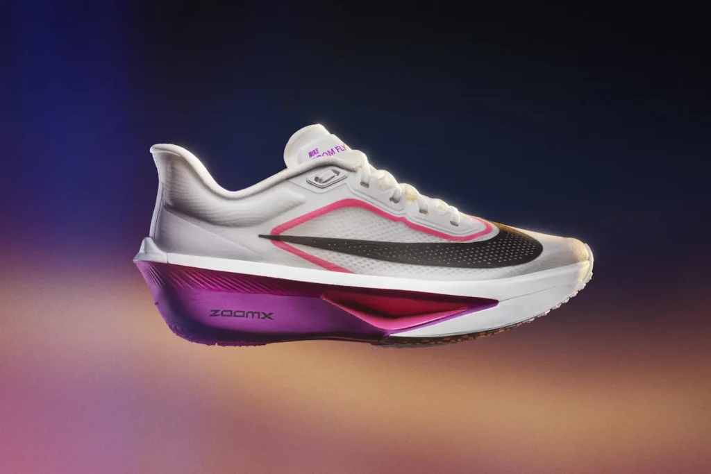 เปิดตัว รองเท้าวิ่ง Nike Zoom Fly 6 ปรับโฉมใหม่ ออกแบบมาเพื่อใส่ซ้อมทำความเร็ว-ใส่แข่งขัน