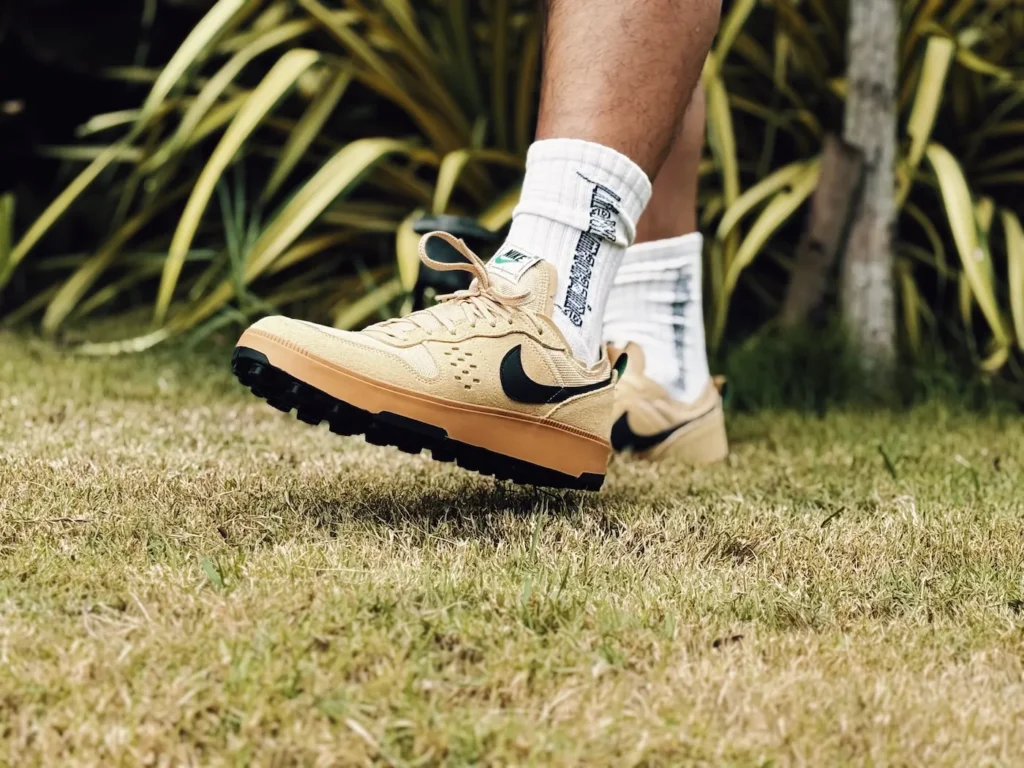 Nike C1TY จิตวิญญาณจาก NikeCraft General Purpose Shoe